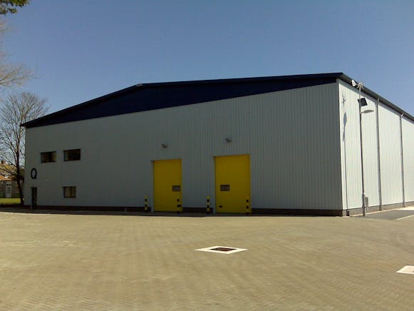 NOW LET - Unit Q OYO Industrial Estate, Oyo Estate, Littlehampton To Let / For Sale - Unit Q oyo.jpg