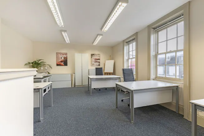 First Floor, 11-15 High Street, Marlow, Offices To Let - 11-15 High Street 4.jpg