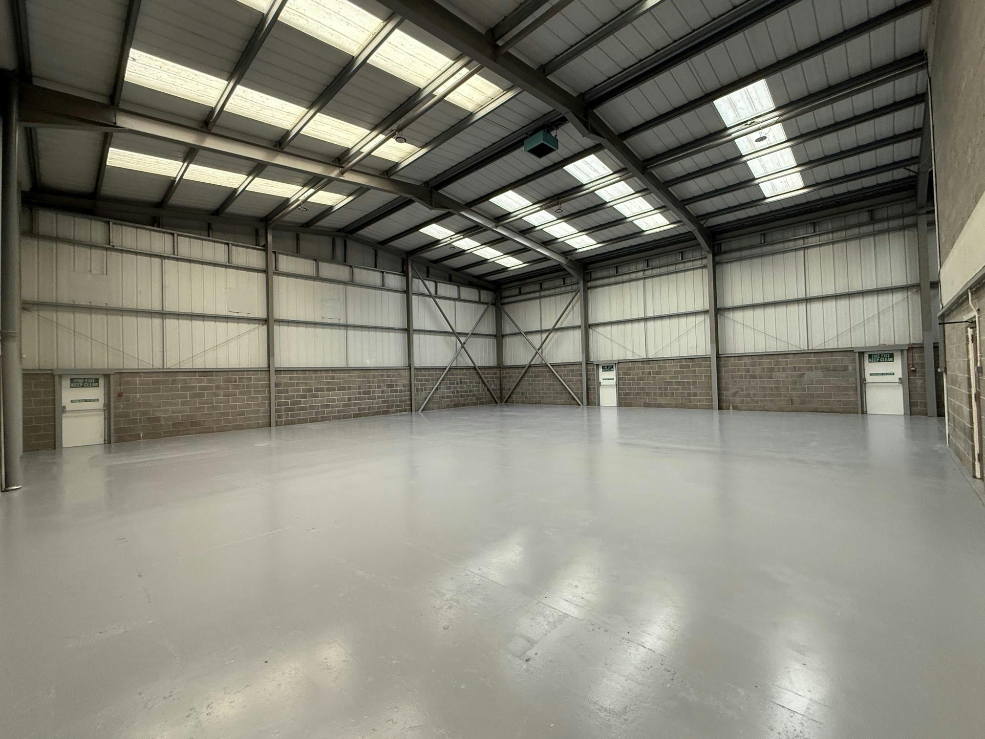 Unit 4 Rushy Platt Industrial Estate, Caen View,, Swindon, Industrial To Let - 3.jpg