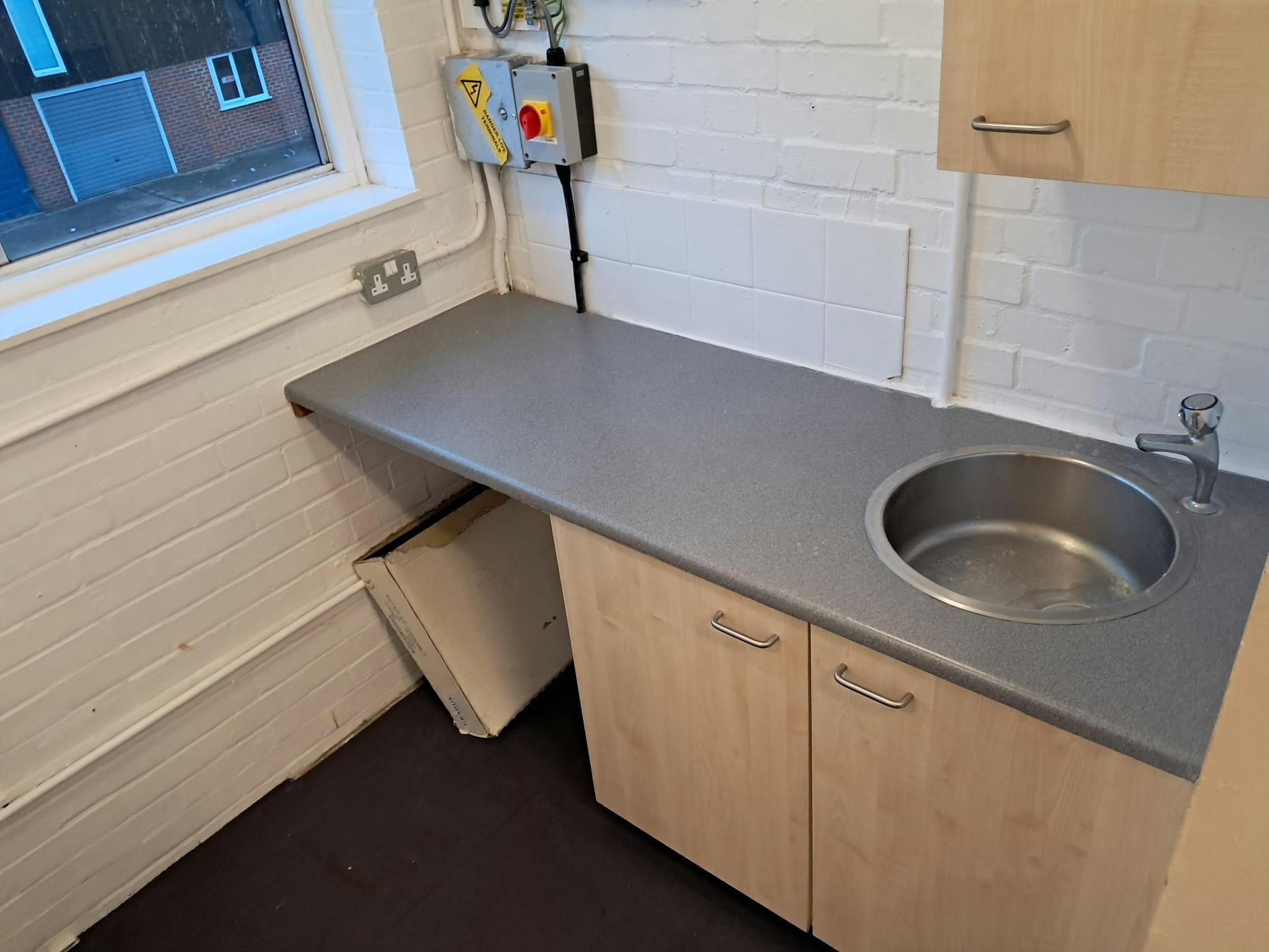 Liscombe, Bracknell, Offices To Let - 1000001474.jpg