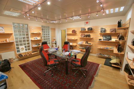 71-73 Hackney Road, London, Retail To Let - DSC03316.png