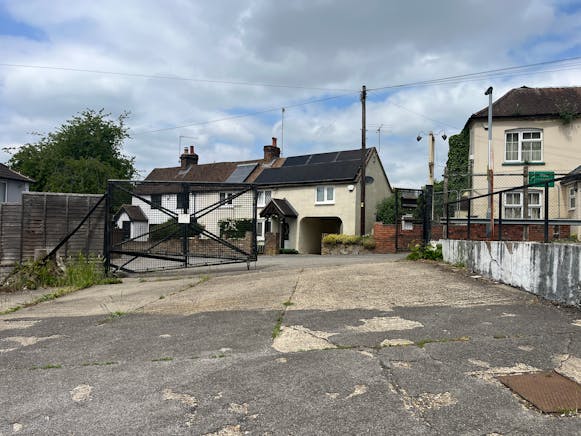 Derehams Lane, High Wycombe, Development / Industrial For Sale - IMG_6397.JPG