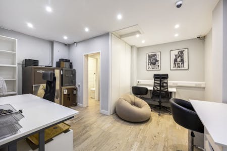 9 Brighton Square, Brighton, Retail To Let - Brighton Square_9-001.JPG