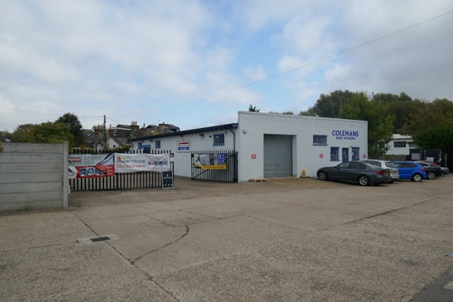 Unit 6, Bishop's Stortford, Industrial To Let - P1060225.JPG