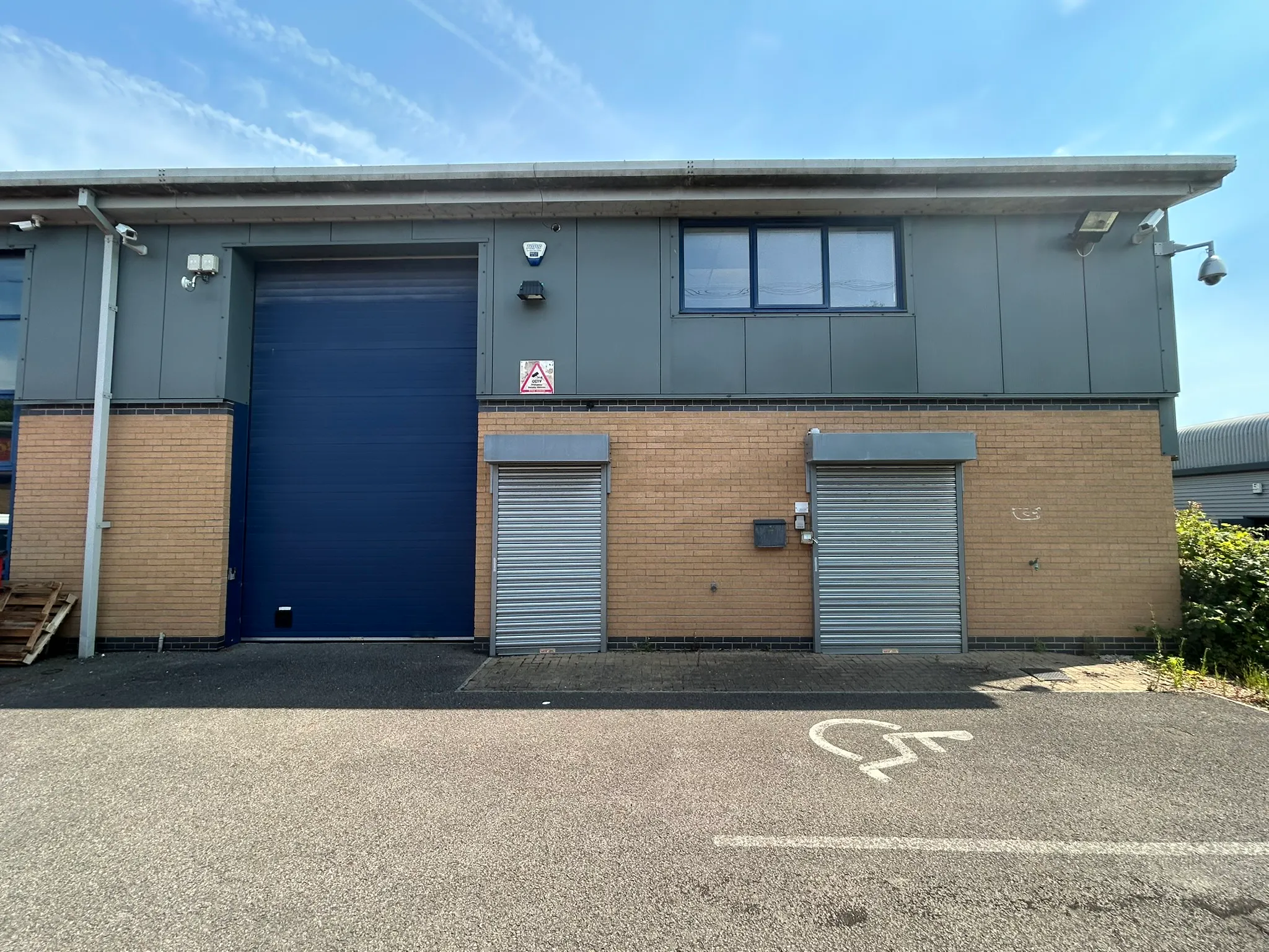 Unit 16 Star West, Westmead Industrial Estate, Swindon, Industrial To Let - IMG_7529.JPEG