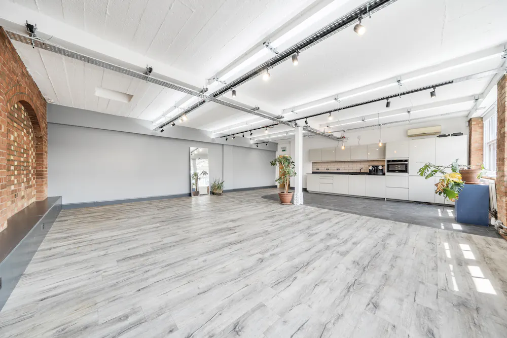 Canonbury Yard, Canonbury Business Centre - 1483911-19-6a3e6b287d1c5.jpg