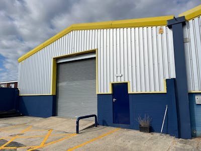 Unit 1 Great Western Trade Park, Great Western Way, Swindon, Industrial / Warehouse To Let - 3.jpg