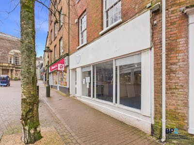 12 Guildhall Square, Carmarthen, Office / Retail - In Town To Let - CAM03725G0-PR0081-STILL003.jpg