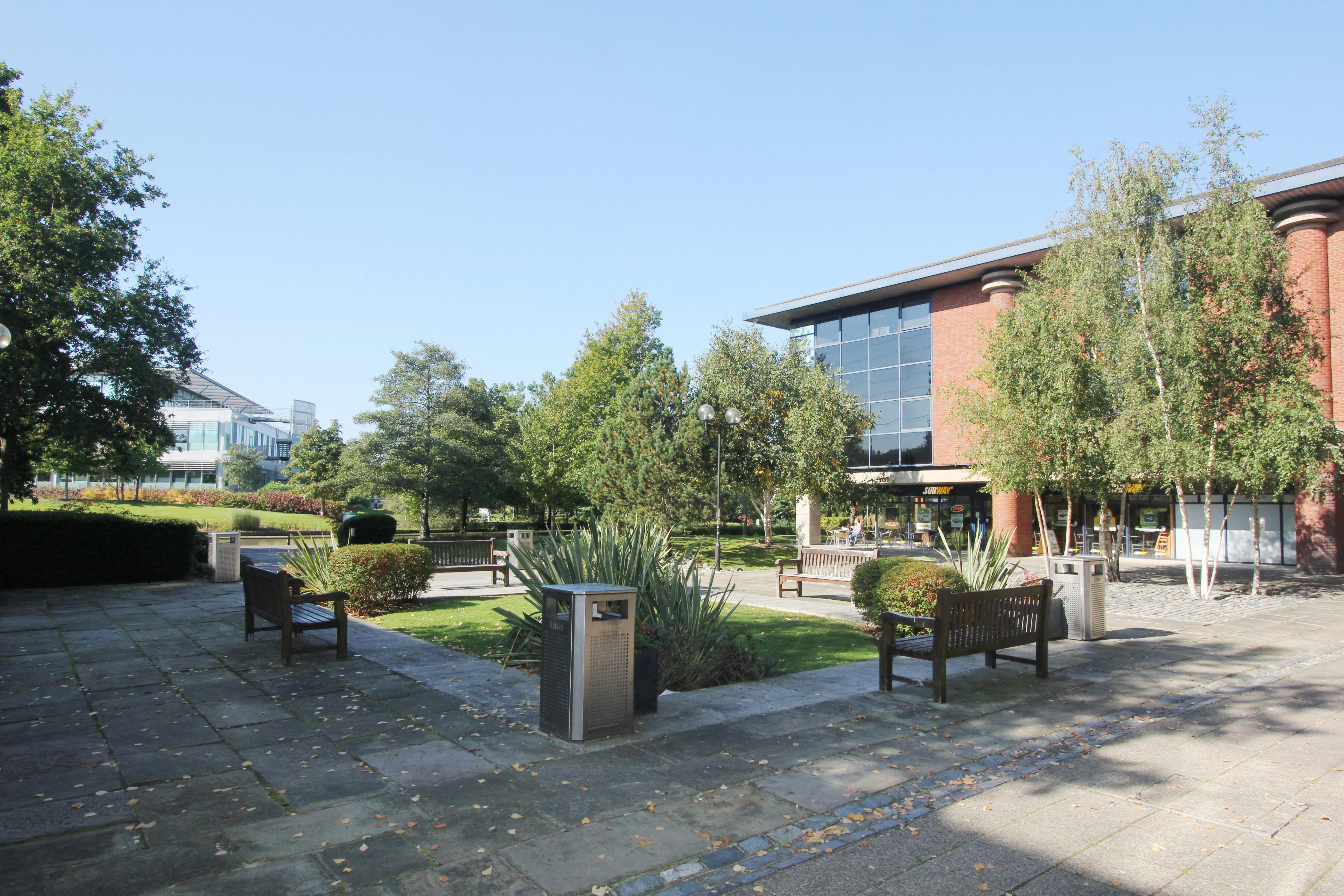 Office in Fareham - photo 2