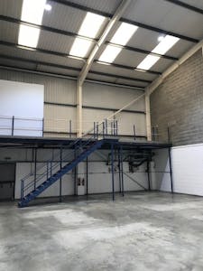 Unit 3 Beacon Court, Pitstone, Light Industrial / Warehouse For Sale - 7.jpg