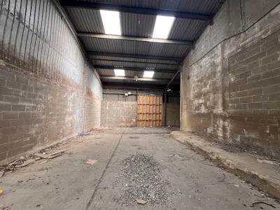 14 Picts Lane, Princes Risborough, Industrial / Trade Counter / Warehouse To Let - 20260708_091140728_iOS.jpg