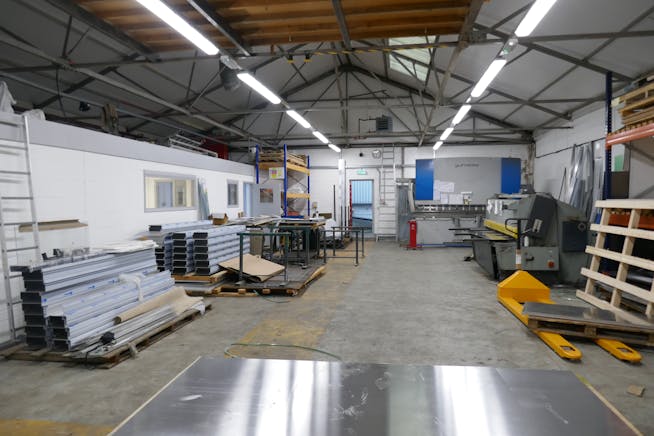 Unit 47 Hillgrove Business Park, Nazeing, Industrial To Let - P1030797.JPG