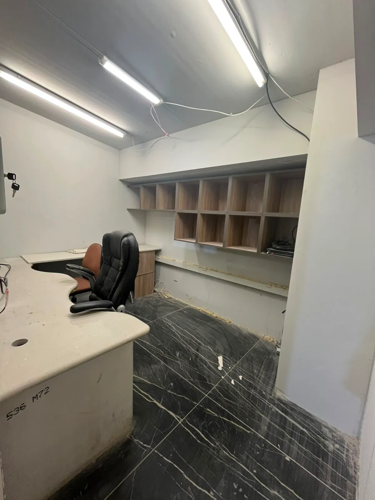 Unit 6, Hayes, Industrial To Let - 20260817_162724000_iOS 1.jpg