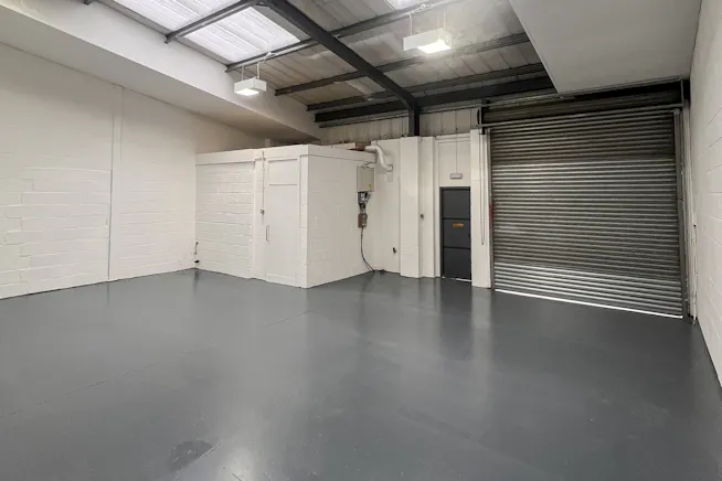 Unit 13, Artesian Close Industrial Estate, Stonebridge, Industrial / Warehouse To Let - 3 3x2.jpg