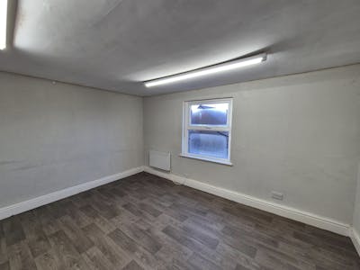 222 Park Lane, Stockport, Office To Let - 20260217_082628.jpg