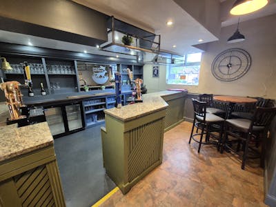 The Dog & Partridge Public House, 275 Oldham Road, Ashton-under-Lyne, Leisure To Let - 20250916_145542.jpg