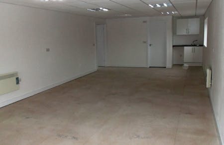 Kingscote C & D Priory Park, Priory Industrial Estate, Tetbury, Office / Retail To Let - Kingscote D Internal 003.jpg