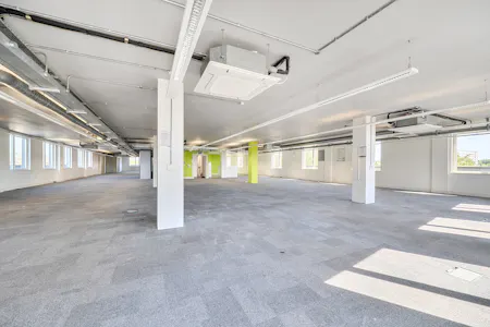 7 Newington Barrow Way, London, Office To Let - 1487973 (12).jpg