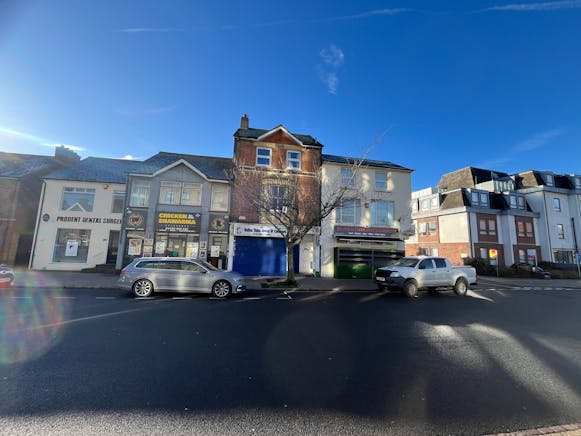 38A Buckingham Street, Aylesbury, Investment / Retail For Sale - 20260114_115536807_iOS.jpg