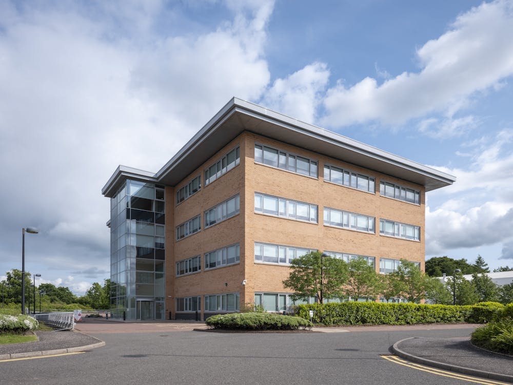 Fintry House, Hamilton International Park - 7345005McAteer.jpg