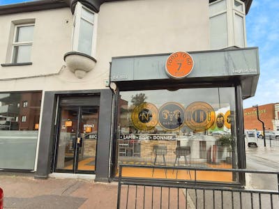 1070 London Road, Leigh-On-Sea, Retail For Sale - 76e51483-IMG-20251110-WA0032.jpg