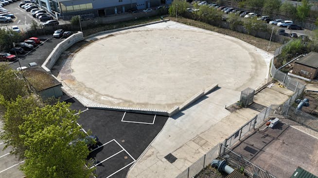 Yard at 3 Windsor Place, Harlow To Let - DJI_20260421160127_0012_D.JPG