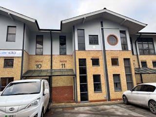 11 Farnborough Business Centre, Eelmoor Road, Farnborough, Industrial / Warehouse To Let - 474010616_1255750905497665_593186576097715962_n.jpg