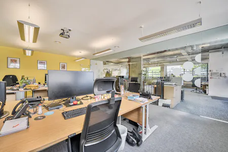 Unit 11 Angel Wharf, London, Office To Let / For Sale - 1525663 (5).jpg