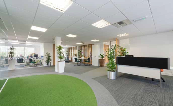 Office in Chertsey - photo 2