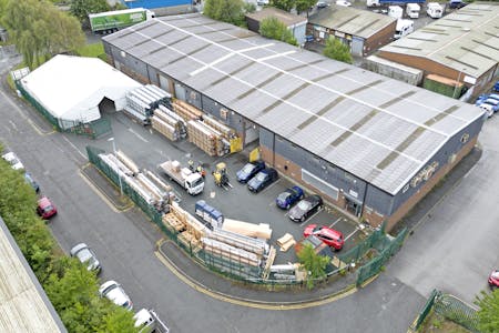 1-3 Riverside Way, Dewsbury, Industrial To Let - IMG_4570.jpg