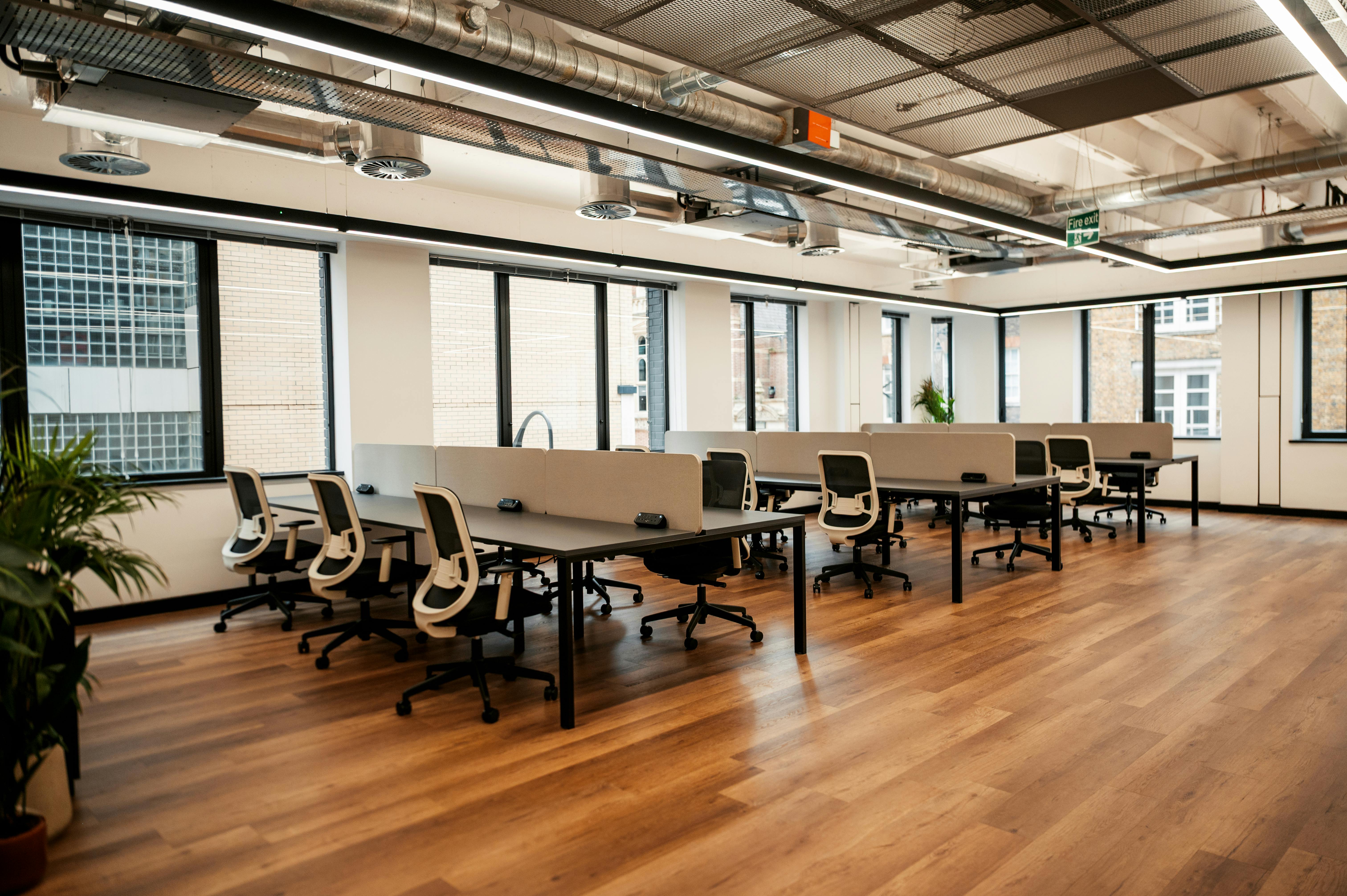 Office in London - photo 2