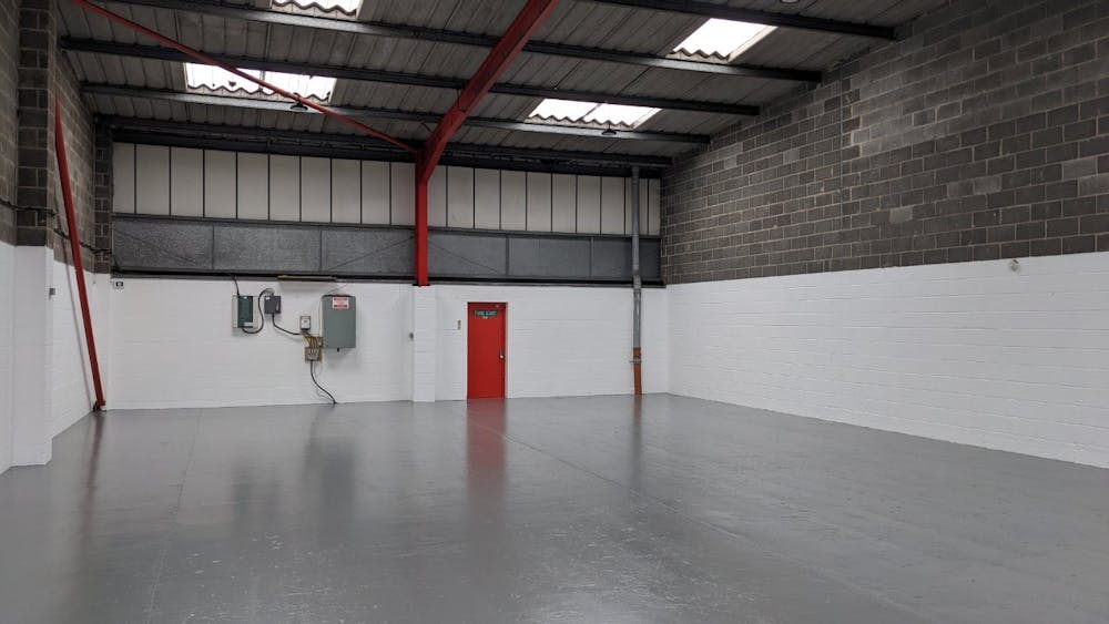 Thornhill Industrial Estate, Unit 2A-2D Hope Street - PXL_20250520_074448066.jpg