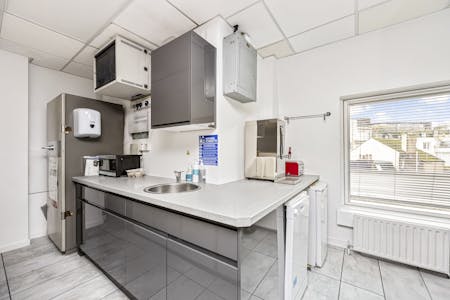 44-46 Old Steine, Brighton, Office To Let - Old Steine, 44-46, Third Floor-005.JPG