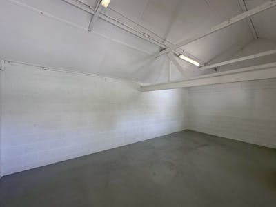 Unit 2, Long Crendon Manor Stables, Long Crendon, Office / Other / Retail To Let - IMG_9809.jpeg