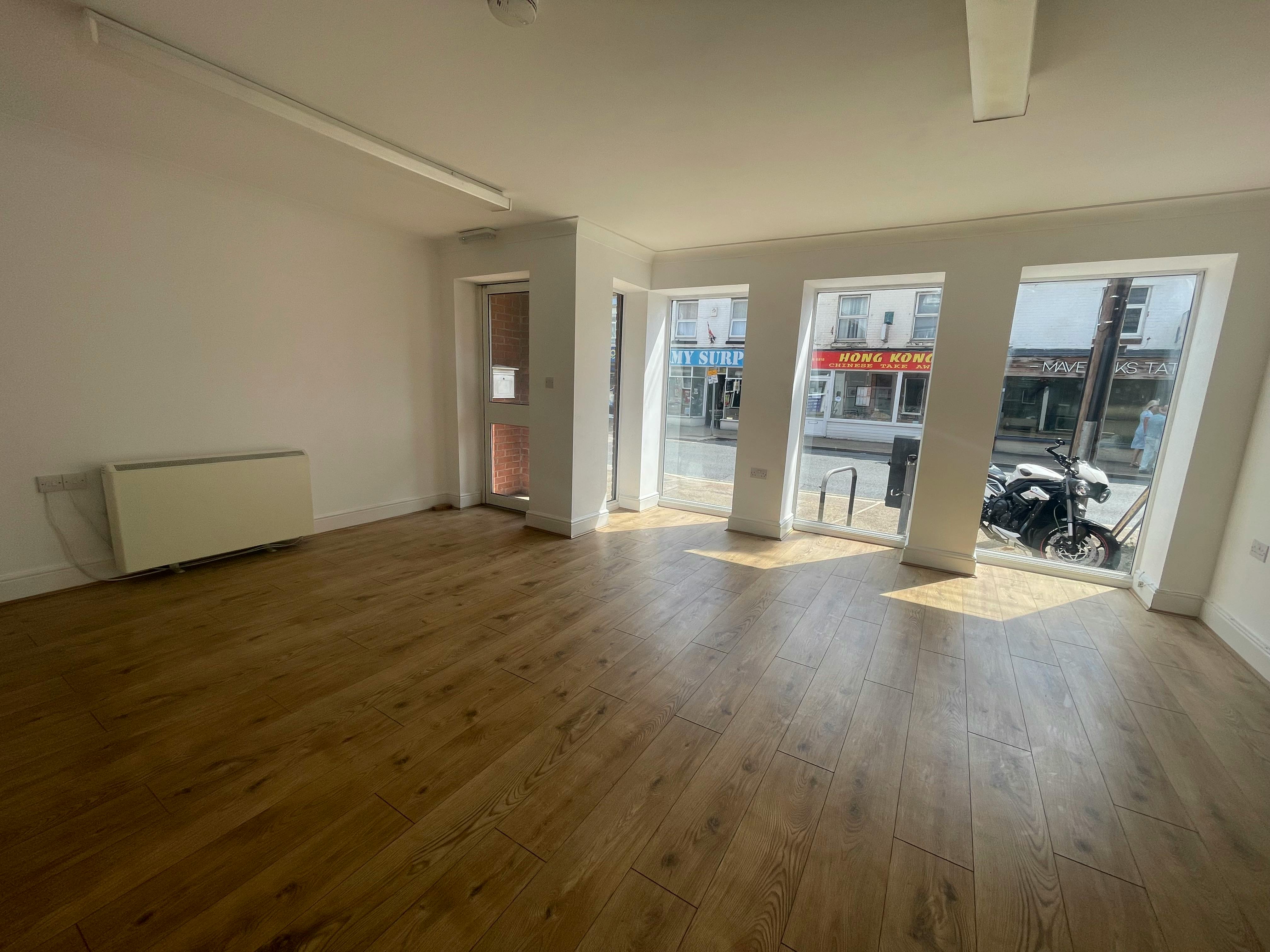 Retail/Shop in Totton - photo 2