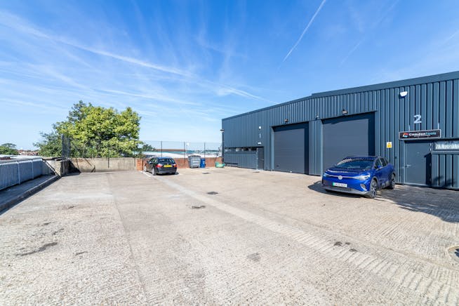 Unit 1 Wellington Park Industrial Estate, Staples Corner, Industrial To Let - Wellington_Park_Ind_Estate028.jpg