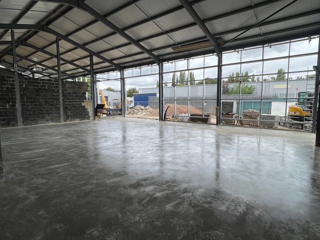 Units A & B, 8 Deacon Way, Reading, Industrial / Warehouse To Let / For Sale - 8 Deacon Way - 6.jpg