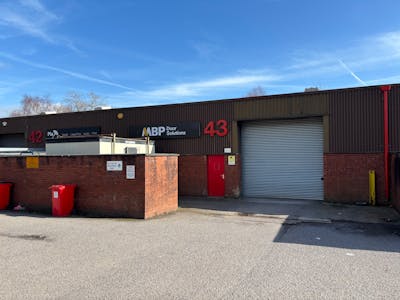 Unit 43, Llantarnam Industrial Park, Cwmbran, Industrial To Let - IMG_6813.jpeg