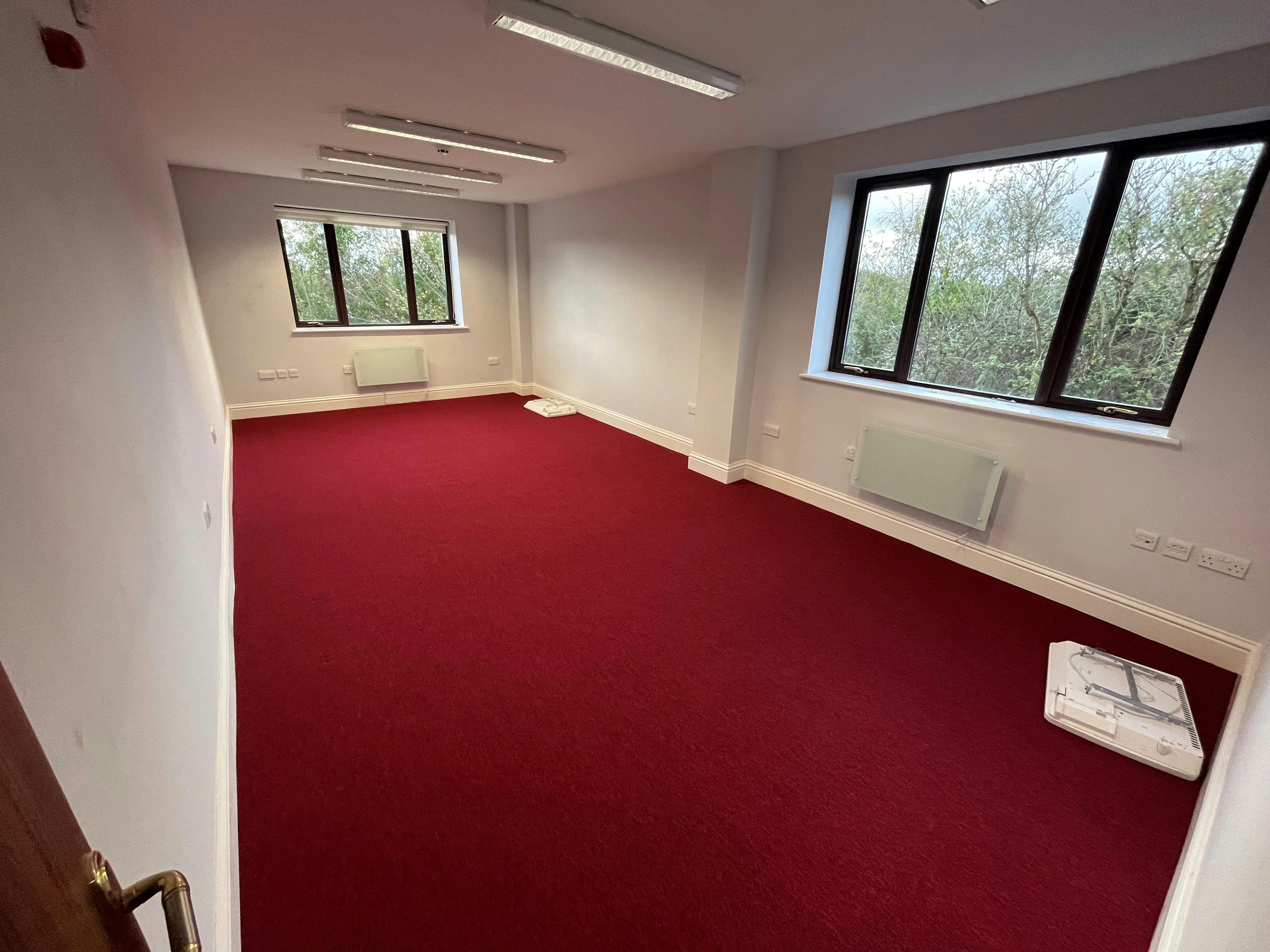 Industrial Unit in Eastleigh - photo 4