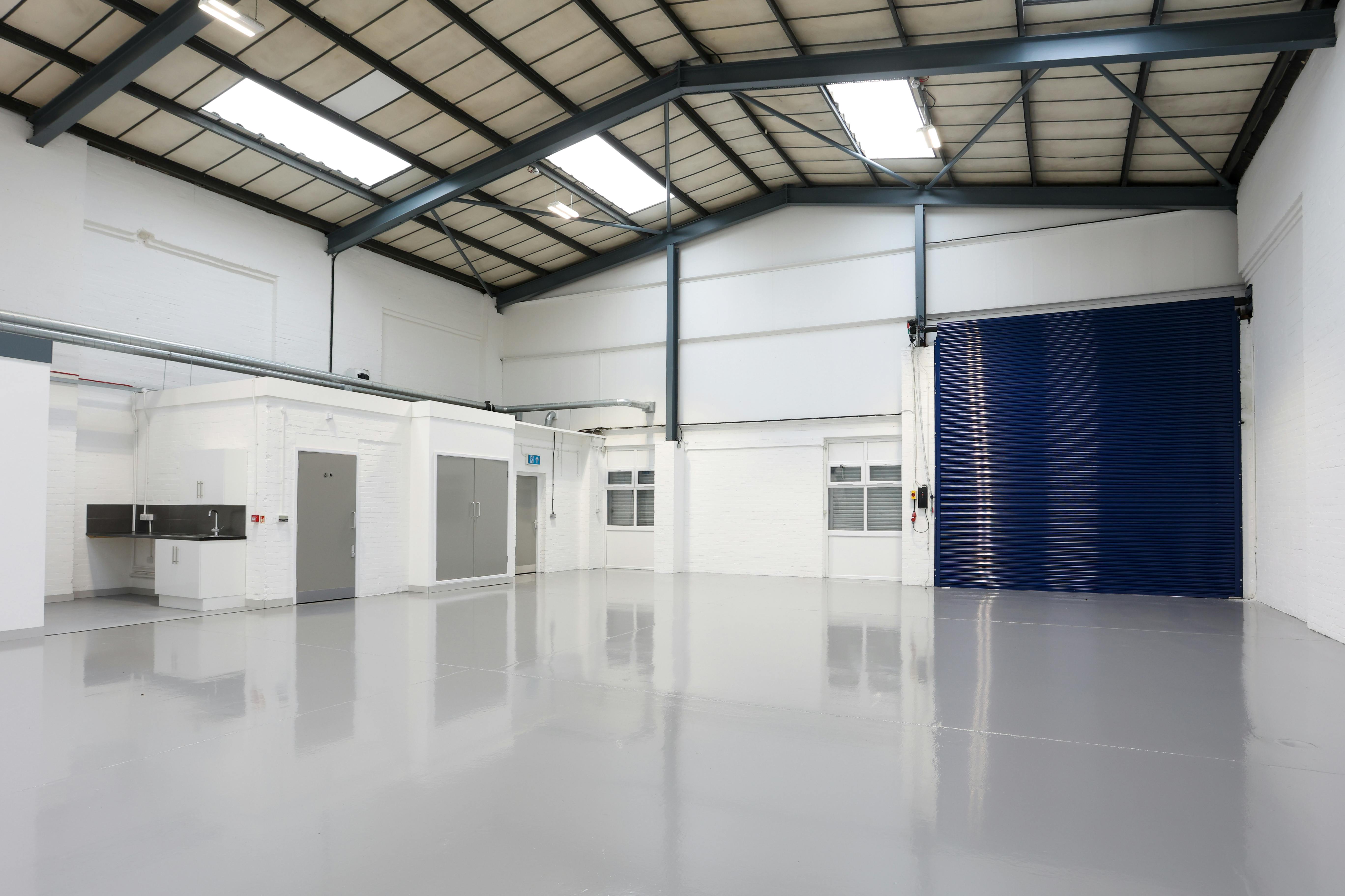 Industrial Unit in Halesowen - photo 3