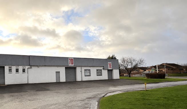 Units 7D & E, Dalgety Bay, Industrial / Offices To Let - outside rendered.png