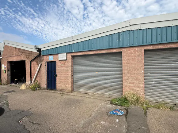 Unit 5 Priory Industrial Estate, Stock Road, Southend-on-Sea, Industrial To Let - Unit 5