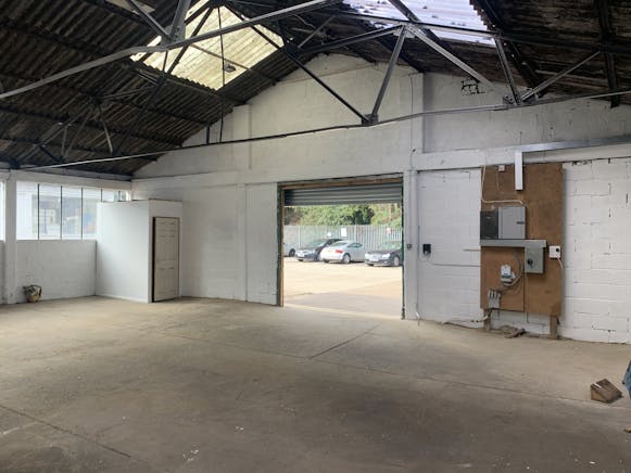 Unit 4A, Mimram Road, Hertford, Industrial To Let - 4 Mimram interior 1 .jpg