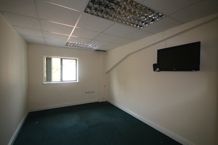 First Floor Business Premises, Easters Court, Leominster, Office / Leisure / Retail / Healthcare To Let - Image 2