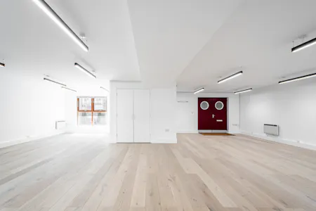 8 Waterson Street, London, Office To Let / For Sale - Waterson St 8 2026 - 7.jpg