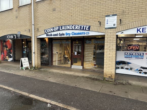 5 Stamford Court, Bury St. Edmunds, Retail To Let - IMG_6368.JPG