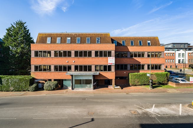 St George's House (Second Floor), Camberley, Offices To Let - DSC05848.jpg