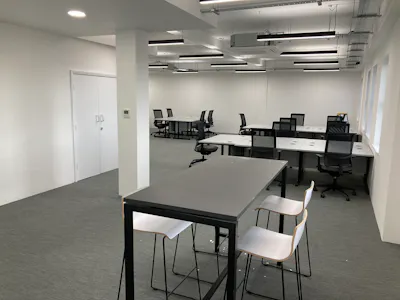 Castlebridge, Cardiff, Office To Let - IMG_2087.JPG