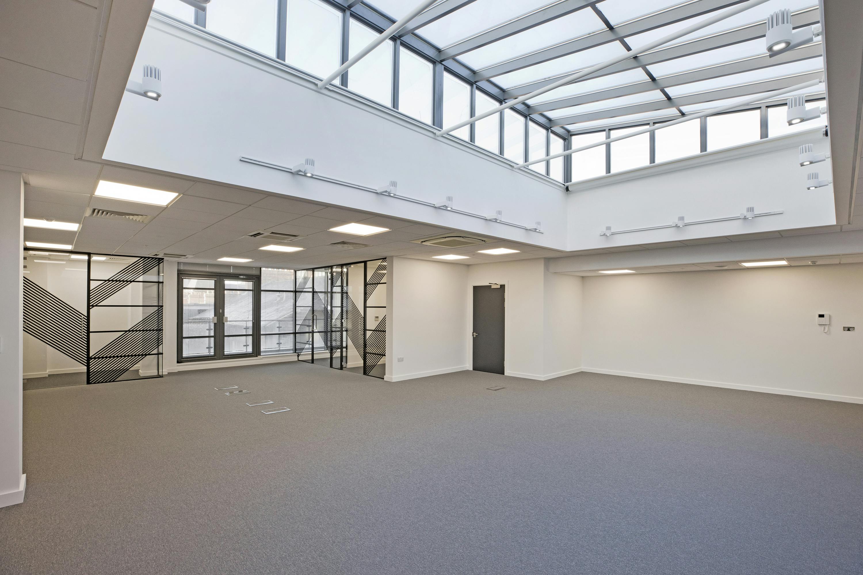 17-19 York Place, Leeds, Offices To Let - IMG_2105.jpg