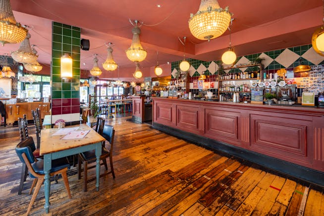 Woking One, Albion House, Woking, Investments / Offices / Restaurant / Retail For Sale - 1S1A3021HDR.jpg